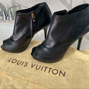 Louis Vuitton Black booties